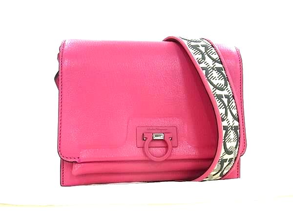 ■新品同様■ Salvatore Ferragamo フェラガモ ガンチーニ レザー クロスボディ ショルダーバッグ レディース ピンク系 FU4213｜pleasure-Store　店 34,080円