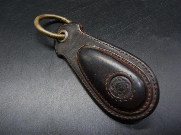 LOEWE ノットキーホルダー　ブラック LOEWE ノットキーホルダー ブラック LOEWE ノットキーホルダー