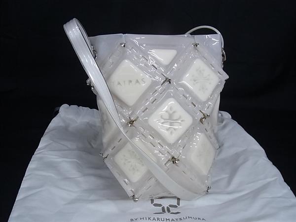 ■美品■ TATRAS タトラス 52 BY HIKARUMATSUMURA コラボ ESPALIA PVC ショルダーバッグ 肩掛け オフホワイト系 HA1252｜pleasure-Store　店
