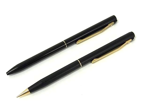 ❥・・ sale　No.242　カスタムボールペン 楽天市場】□美品□ SHEAFFER シェーファー フェラーリ コラボ 100