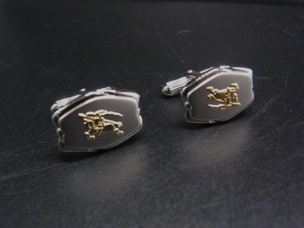 【超美品】 バーバリー BURBERRY カフス TBラインCAFF LINK BURBERRY（カフリンクス）のフリマアイテム一覧