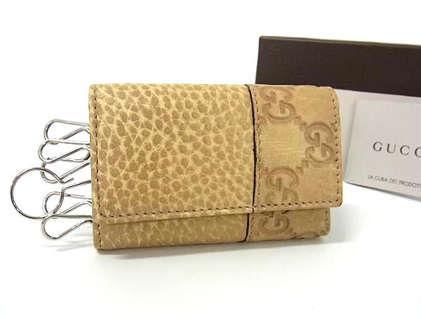 ✨未使用展示品・箱付き✨　GUCCI キーケース　キーリング　GGライン シマ ギフトにも♪【国内発送☆GUCCI】GG スマートキー ケース (GUCCI/キー