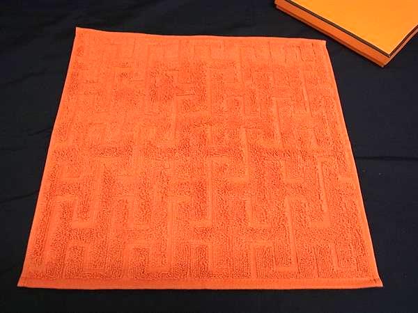 ■新品負けず劣らず■ HERMES エルメス ステアーズ カレタオル 綿織物100% 御手々西洋手ぬぐい 汗手拭い メンズ レディース オレンジ色系 FM6711