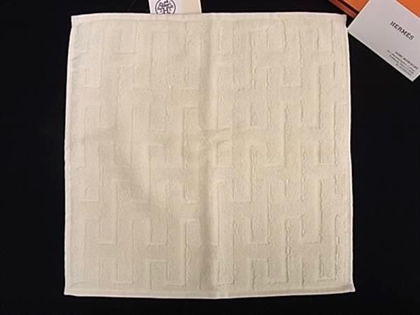 ■新品■未当て嵌める■ HERMES エルメス カレタオル ステアーズ 綿織物100％ 人間の顔西洋手ぬぐい 御手々西洋手ぬぐい 象牙色系 AW5231
