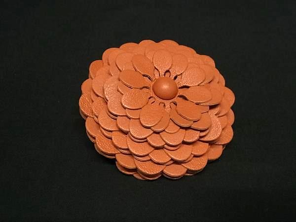 楽天市場】LOEWE【ロエベ】スタッドフラワーチャーム ファッション