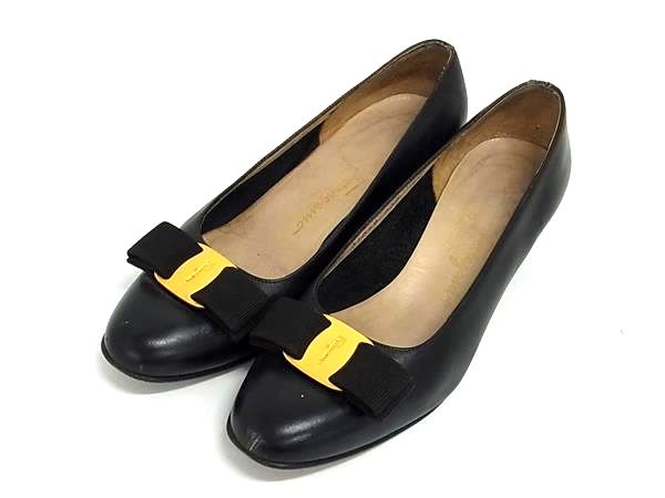 新品✨サルバトーレフェラガモ パンプス 6 ヴァラリボン 型押し クロコダイル サルヴァトーレフェラガモ(Salvatore Ferragamo)サルヴァトーレ