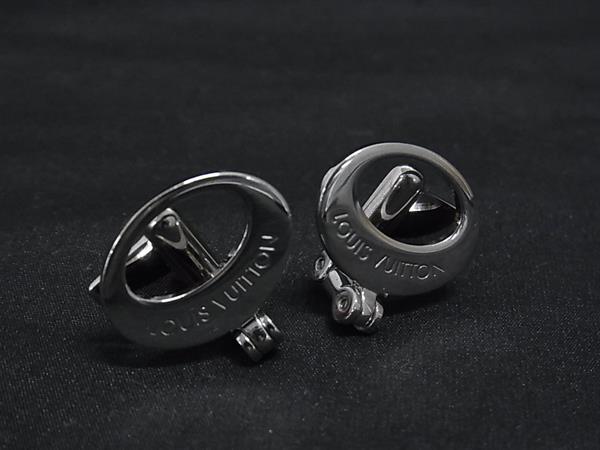 ■極美品■ LOUIS VUITTON ルイヴィトン M68099 周遊足懸かり  カフスリンク カフリンクス 商行為 成人男性 メンズ しろがね色系 FP6399