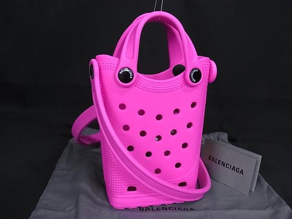 楽天市場】BALENCIAGA(バレンシアガ) 22SS ×crocs phone holder