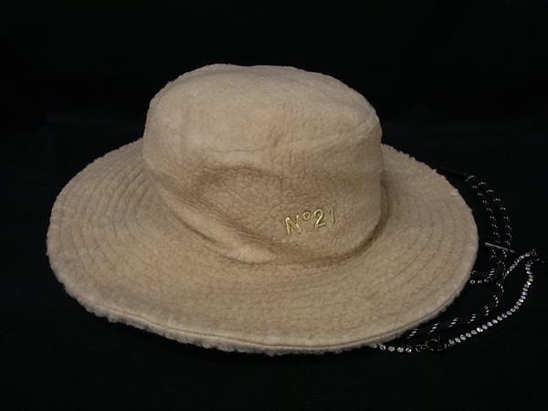 ■新品■未使用■ New Era×N°21 ニューエラ×ヌメロヴェントゥーノ ポリエステル バケットハット サイズ M/L ベージュ系 FU5351|pleasure-Store 店