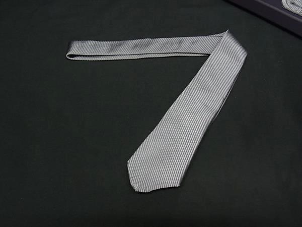■新品同様■ PRADA プラダ シルク100% ストライプ ネクタイ ビジネス 紳士 メンズ グレー系 HB0343|pleasure-Store 店
