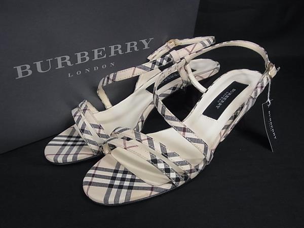 ■極美品■ BURBERRY バーバリー ノバチェック 帆布 踵 サンダル 大いさ 23 靴 シューズ レディース 象牙色系 BT5367