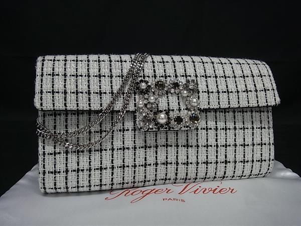 ■新品同様■ Roger Vivier ロジェヴィヴィエ ハラコ 千鳥格子柄 ワンショルダーバッグ レディース ホワイト系×アイボリー系 FG9095 楽天市場】□新品同様□ Roger Vivier ロジェヴィヴィエ ハラコ 千鳥格