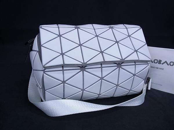 楽天市場】【バオバオ イッセイミヤケ】BAO BAO ISSEY MIYAKE PLATINUM