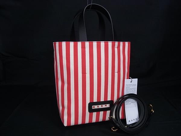 ■新品■未使用■ MARNI マルニ ミュゼオ キャンバス×レザー 2WAY ハンドバッグ トート ショルダー レッド系×マルチカラー FV7028|pleasure-Store 店