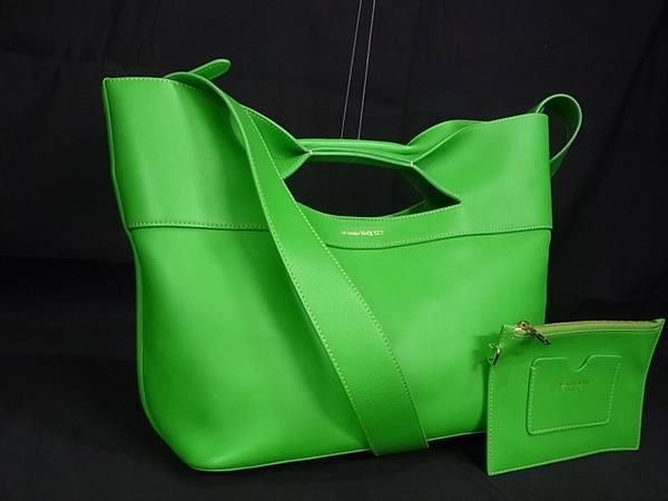 ■新品負けず劣らず■ ALEXANDER McQUEEN アレキサンダー マックイーン なめし革 合切袋付き添い人 2WAY ハンドバック 肩肉 緑であること系 FA3801
