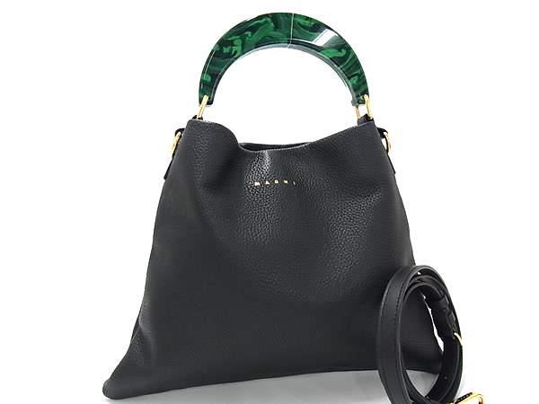 ■新品負けず劣らず■ MARNI マルニ ヴェニス なめし革 2WAY 一手持ち部分 ハンドバック 肩肉 曲がった掛け 黒いこと系×緑であること系 FN5820