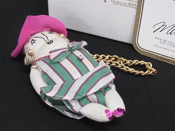 【新品未使用タグ付き】MUVEIL グランマチャームJASMINEウィンブルドン 楽天市場】【未使用/定価1.5万】 ミュベール Muveil グランマ