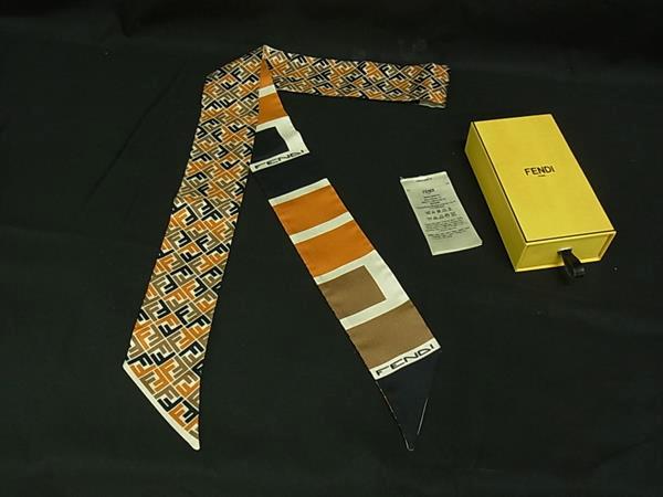 楽天市場】□新品□未使用□ FENDI フェンディ ズッカ柄 ラッピー