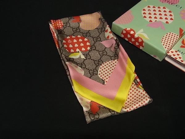 楽天市場】グッチ【GUCCI】700424 3G001ツイル ネックボウ シルク 黄色