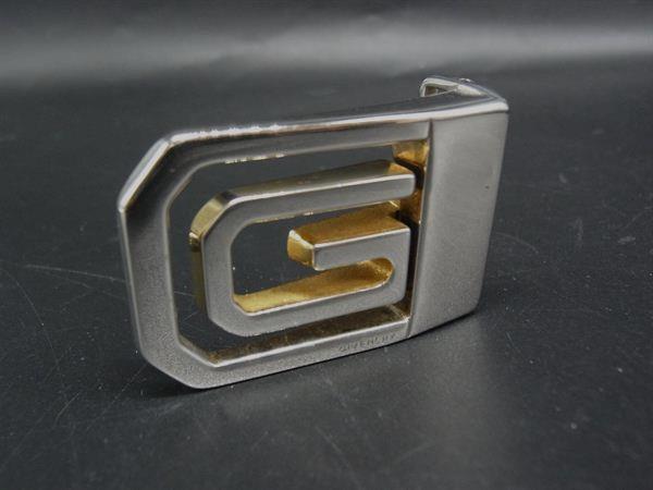 新品電池★ジバンシー 4Gロゴ クォーツ コンビ シルバー×ゴールド メンズ 稼動】GIVENCHY 4Gロゴ コンビ クォーツ 腕時計 - メルカリ