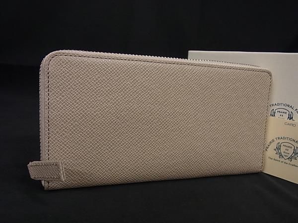 【新品未使用品】ストラスベリー　財布　STRATHBERRYウォレット □STRATHBERRY□ストラスベリーMOSAIC TRIFOLD WALLET (STRATHBERRY