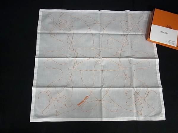 美品 エルメス HERMES ハンカチ シルク100% HERMES - HERMES エルメス カレ ミニスカーフ 1点 シルク100