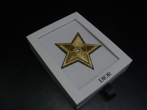 楽天市場】【中古】本物未使用Diorのノベルティの金色星の形の
