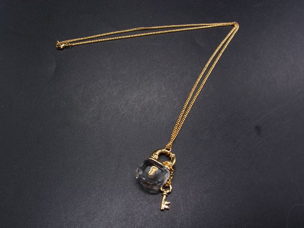 楽天市場】□極美品□ SWAROVSKI スワロフスキー カデナモチーフ キー