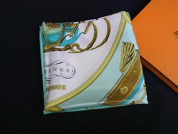 美品⭐︎HERMES エルメス⭐︎シルクスカーフ 「LUNA PARKルナパーク」 tk1470_4.jpg