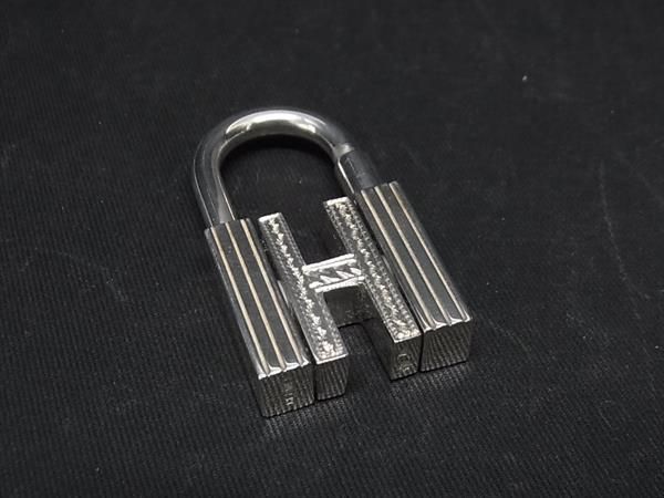 楽天市場】HERMES エルメス カデナ トゥアレグ キーリング