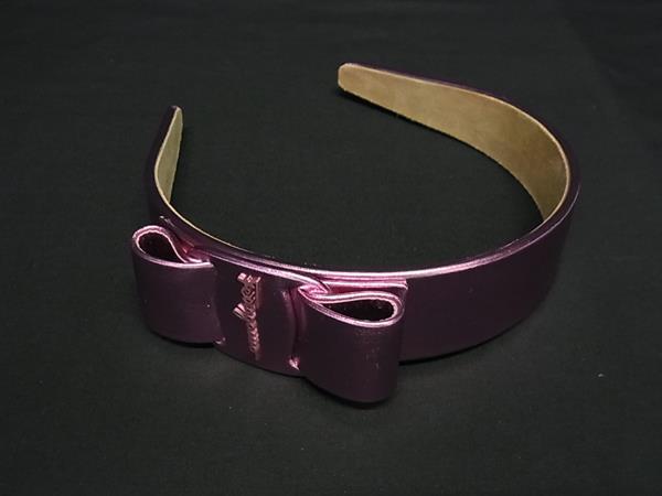 【未使用美品】Ferragamo フェラガモ バレッタ ピンク レザー 外箱つき Salvatore Ferragamo フェラガモ FERRAGAMO ヘアアクセサリー ヴァラ