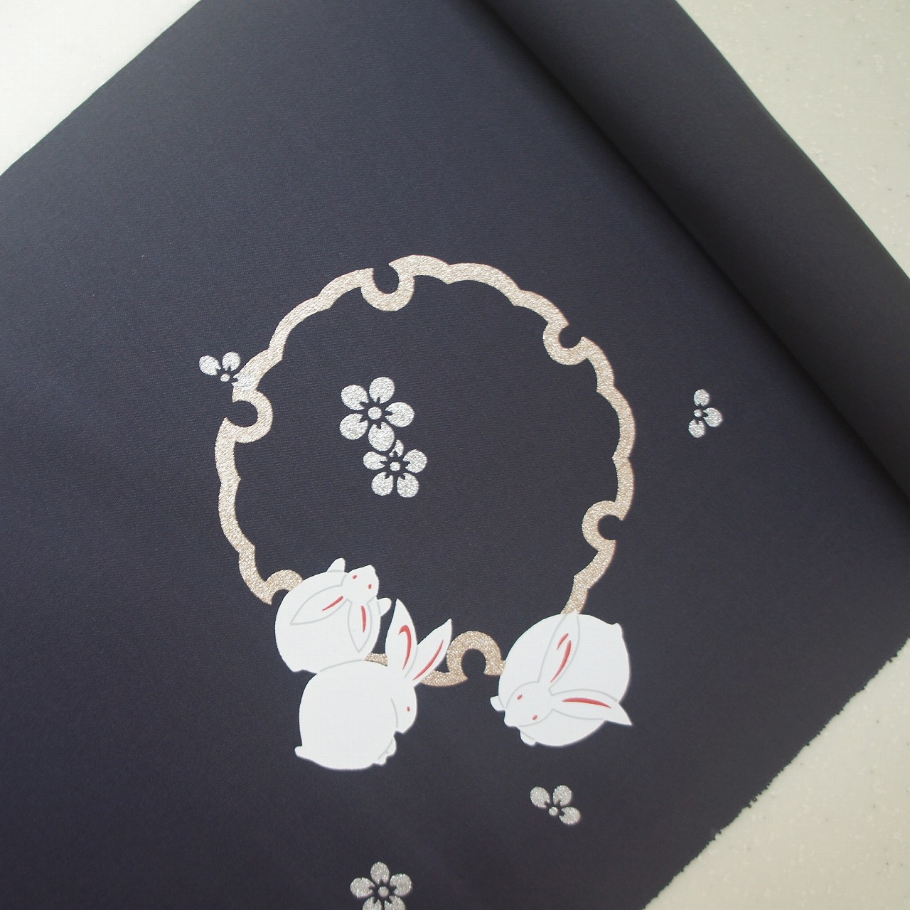 楽天市場】正絹織地染帯 お仕立て付き 濃く渋い紫地（紫紺） 紅葉柄