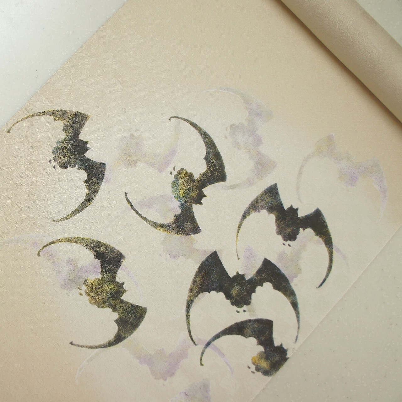 楽天市場】正絹紋意匠染帯 染帯 再入荷 タタキ染め 黒地 コウモリ : 優美苑