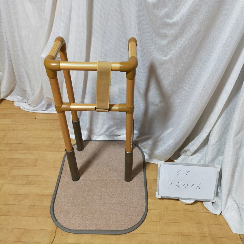 【B価値づける 中古 立ち上がり手摺り】矢崎化工 たちあっぷ CKA-03  (OT-15016)【御拾い助けること 立ち上がり 起き上がり 突っ支い棒  屋内 臥榻 床置き式 介護 有益物の具 中古】
