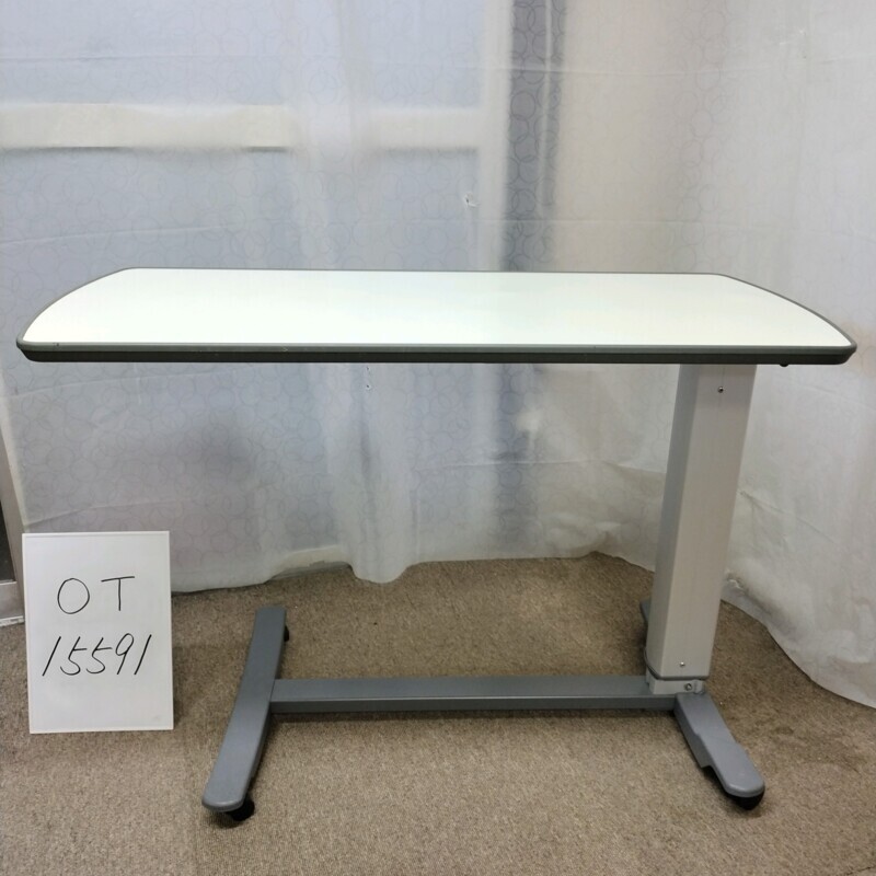 【Bランク 中古 昇降式介護テーブル】パラマウントベッド サイドテーブル KF-1920 (OT-15591)【昇降式 介護テーブル ベッドワゴン ベッドサイドテーブル キャスター リフティングテーブル 移動テーブル 介護ベッド 介護用品 机 高さ調整 中古】 9,997円