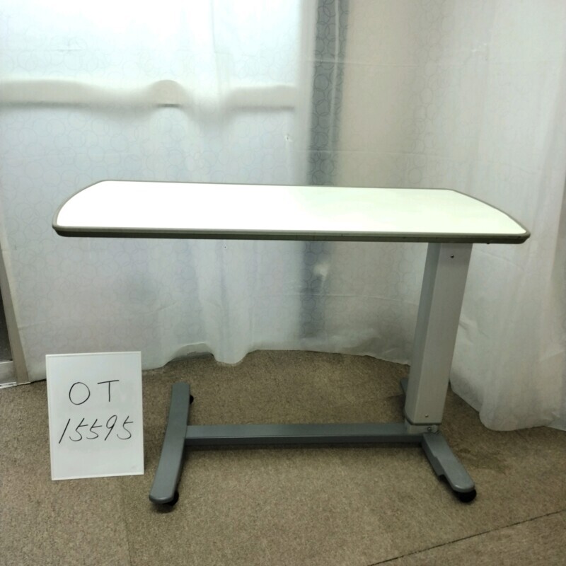 【B序列付ける 中古 昇降式介護早見表】パラマウントベッド サイドテーブル KF-1920 (OT-15595)【昇降式 介護早見表 臥榻手押し車 臥榻サイドテーブル キャスター リフティングテーブル 民族大移動早見表 介護臥榻 介護装置 机 高さ合わせる 中古】