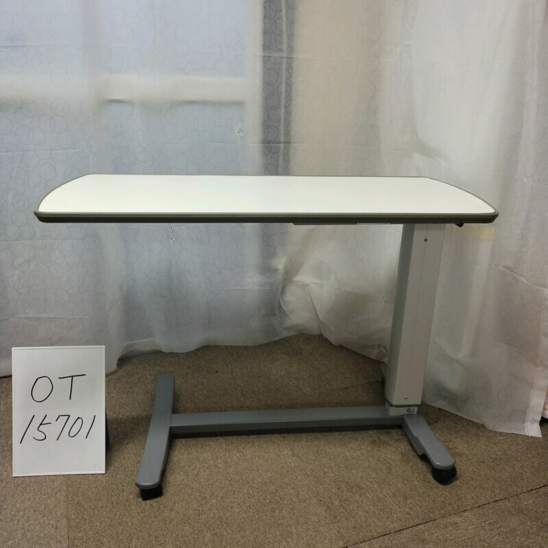 【B序列付ける 中古 昇降式介護早見表】パラマウントベッド サイドテーブル KF-1920 (OT-15701)【昇降式 介護早見表 臥榻手押し車 臥榻サイドテーブル キャスター リフティングテーブル 民族大移動早見表 介護臥榻 介護装置 机 高さ合わせる 中古】