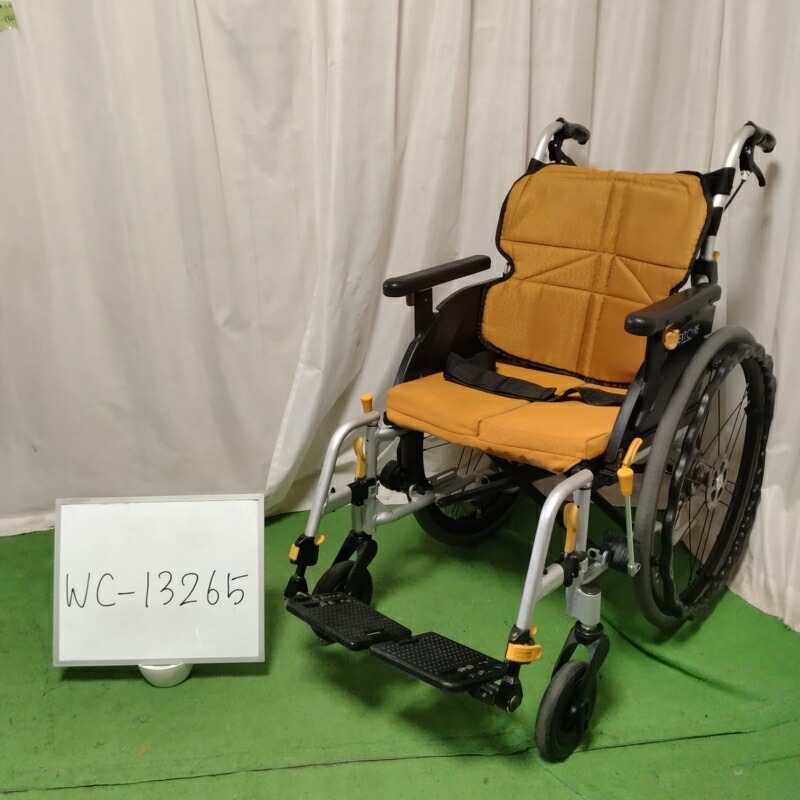 【B位置づける 中古 車いす】松永製造所 自走式車いす ネクストコア・アジャスト NEXT-51B (室内用便器-13265)【モデュール車椅子 か細い 軽さ ハイグレードモデル 褥瘡止めること しり押し打ちきり フットスイング 肘上 介護 肘上：有 しり押し打ちきり：有 フットスイング：有 ゆとりっぷ】