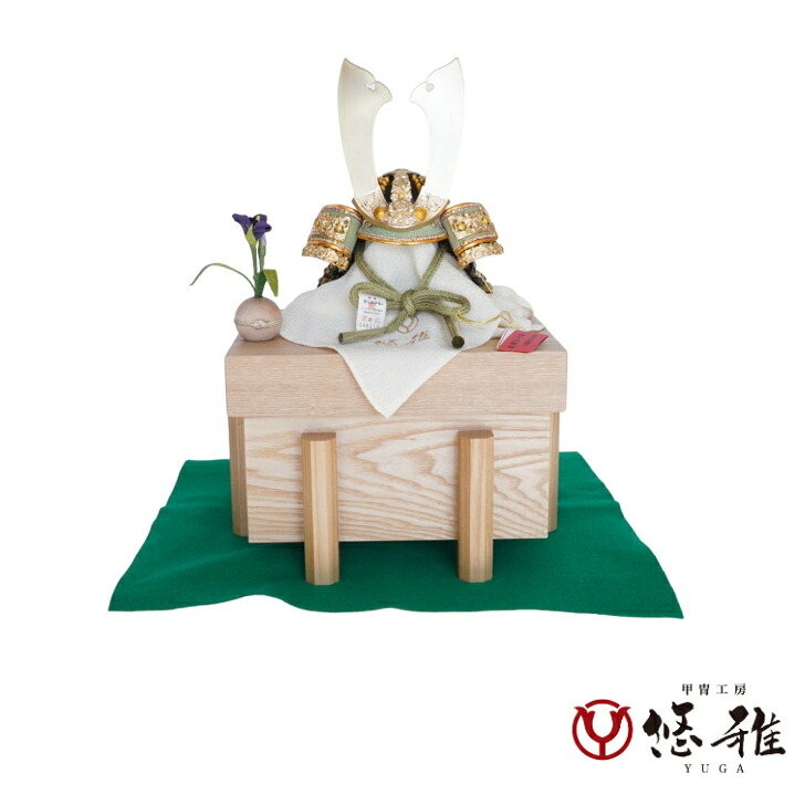 松刀(しょうとう)4号兜タモ納める櫃飾りつけ花ショウブ付