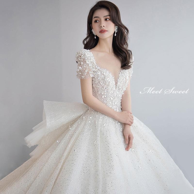 御芽出度お召しもの ウェディングドレス 二次会 御芽出度 前撮り 御芽出度 ロングお召しもの 花嫁御寮 妃殿下お召しもの プリンセスラインドレス 半袖  晴れ晴れしい