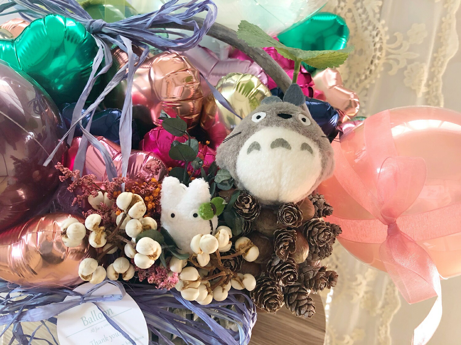 麗らトトロの気球提篭 白みデー おしゃれ 開店祝宴 御産祝い 賜り物 御持たせ バルーン 無味乾燥ブロッサム 風船 ウェディング範式 生誕年代 卒業 入学 好評 告げ知らす集会 ジブリ トトロ バルーンフラワー フラワー合わせ物 バルーンアレンジ 内装 引出で物 名入れ