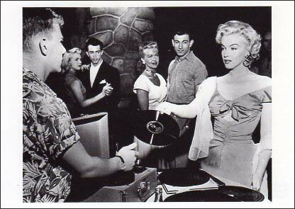 楽天市場】ポストカード モノクロ写真「アニタ・エクバーグ」(女優