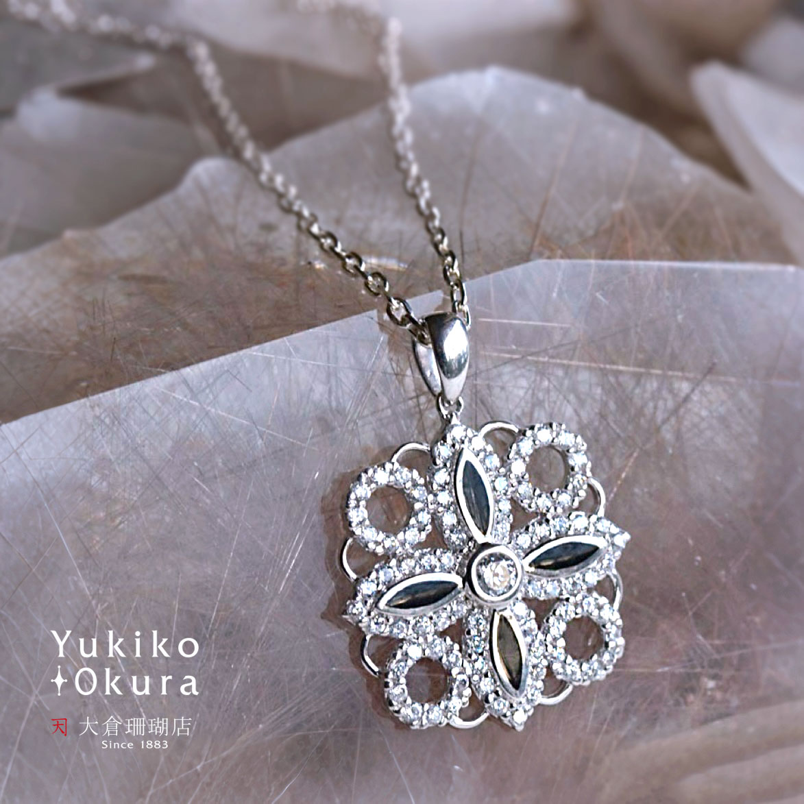 楽天市場】チャーム ペンダント トップ グリーン カルセドニー コイン