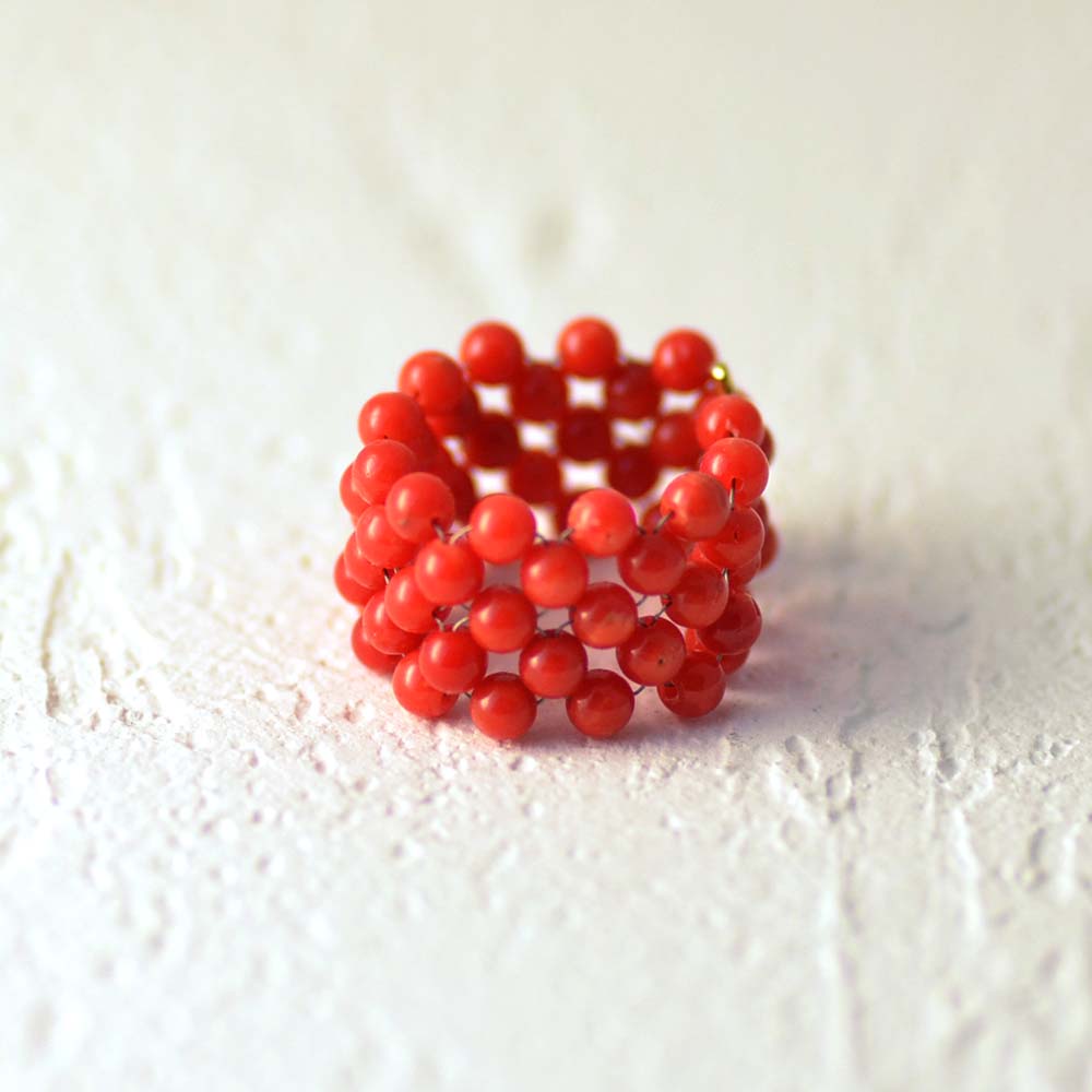 お手頃価格 オオクラ ユキコ 天然石 幅広 ボリューム 手編み 小珠 ハンドメイド さんご サンゴ 珊瑚 地中海 胡渡り リング ブランド にも プレゼント ギフト 誕生石 3月 女性 送料無料 アクセサリー ジュエリー おしゃれ Yo Sr 0053 Pkmgamping1 Slemankab Go Id