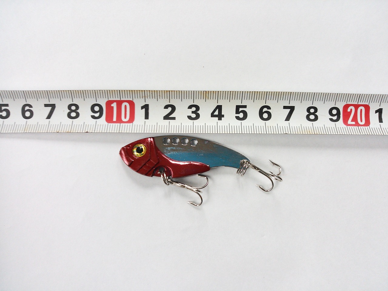 楽天市場 メタル バイブレーション バイブ 4色 セット 12g 5cm シーバス ブラックバス 青物 ヒラメ カマス メッキ サバ タチウオ チヌ マダイ つり具の雪見堂 楽天市場店