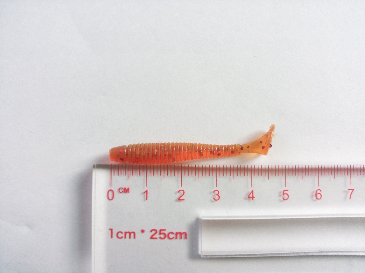 楽天市場 メバリング 根魚に最適 シャッドテール ワーム オレンジ 小型 約4 5cm 50本 セット メバル ブラックバス バス釣り ロックフィッシュ つり具の雪見堂 楽天市場店