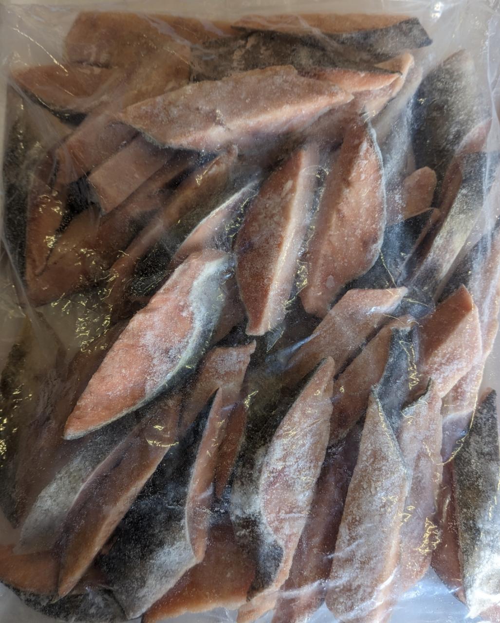国産原料 鮭切身 骨無し 30g×300枚(枚65円税別)業務用 冷凍