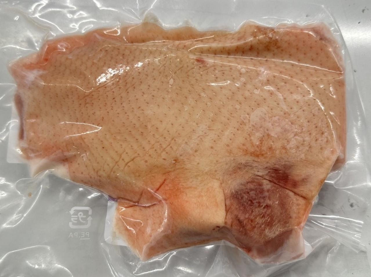 国産（岩手県産）アマタケあい鴨　むね肉　100枚（枚約550ｇ前後）枚1,820円税別　大量販売　冷凍　業務用　ヤヨイ