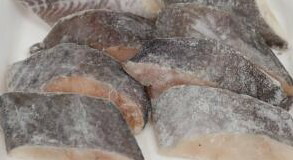 海外産　骨無　助宗鱈切身　60ｇ×200枚（枚78円税別）冷凍　業務用　ヤヨイ　※下記に各サイズ（70～80ｇ）記載させて頂いています。