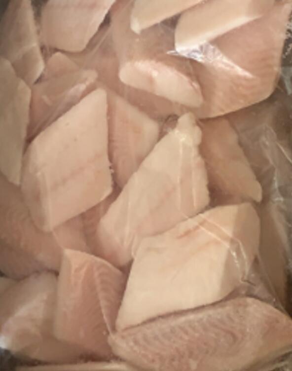 海外産　骨取り　カラスカレイ　切身　60ｇ&times;200枚（枚153円税別）冷凍　加熱用　業務用　ヤヨイ　※下記に各サイズ（70～80ｇ）記載中｜品揃え豊富！業務用食品問屋ヤヨイ